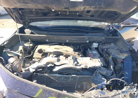 2019 Toyota Rav4 Xle z USA, uszkodzony, nr VIN 2T3W1RFV2KC022855